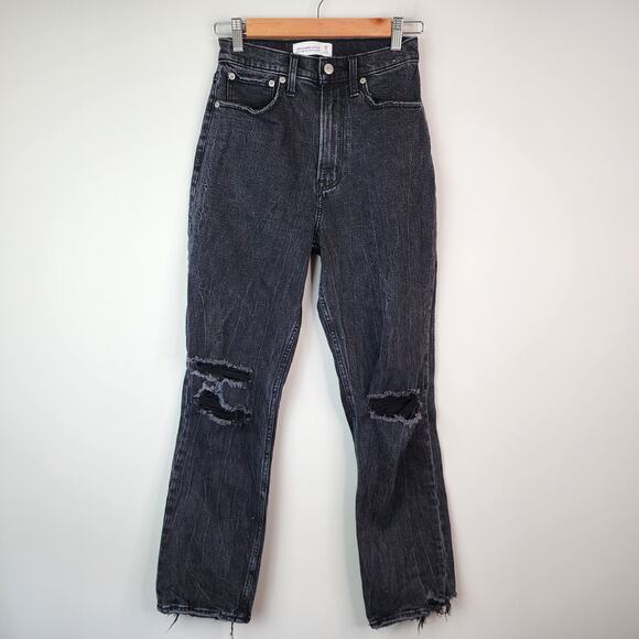 Abercrombie & Fitch Curve Love Ankle Straight Ultra High Rise Jeans 2/26R Black - Picture 2 of 8